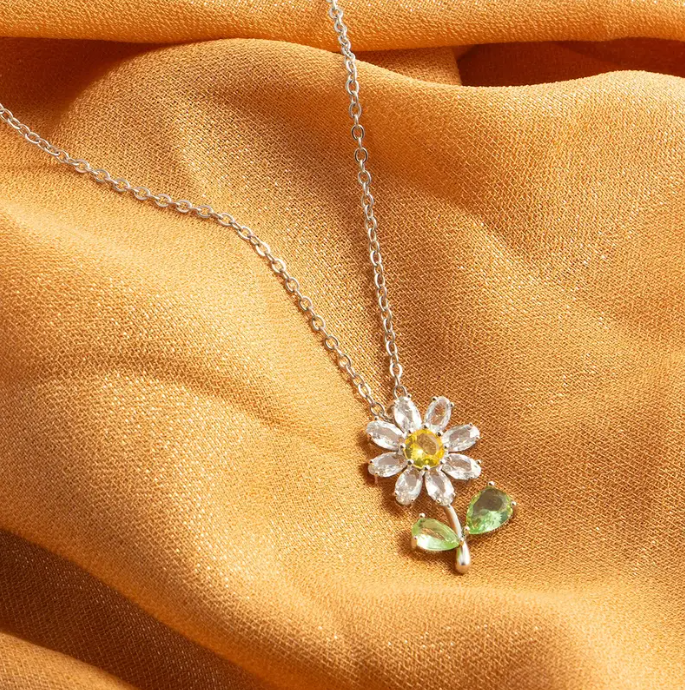 PG21 - 18K Gold Plated Stainless Steel Sunflower Necklace